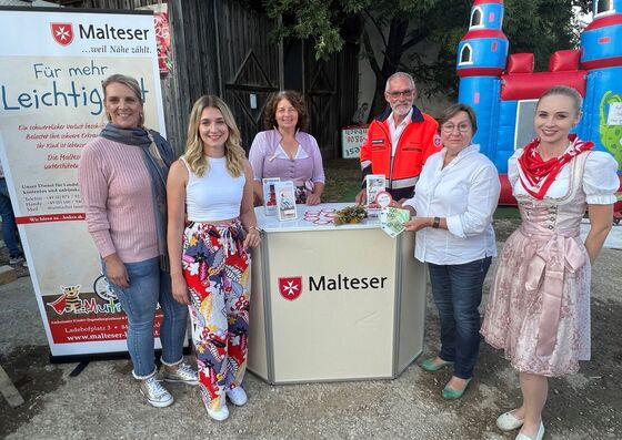 Spendenübergabe an die "Mutmacher" der Malteser Landshut